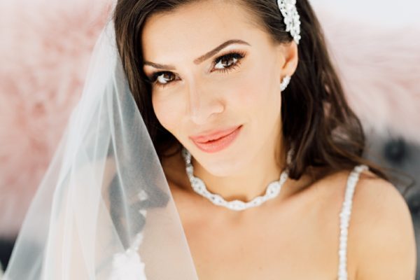 Makeup services for brides in Toronto